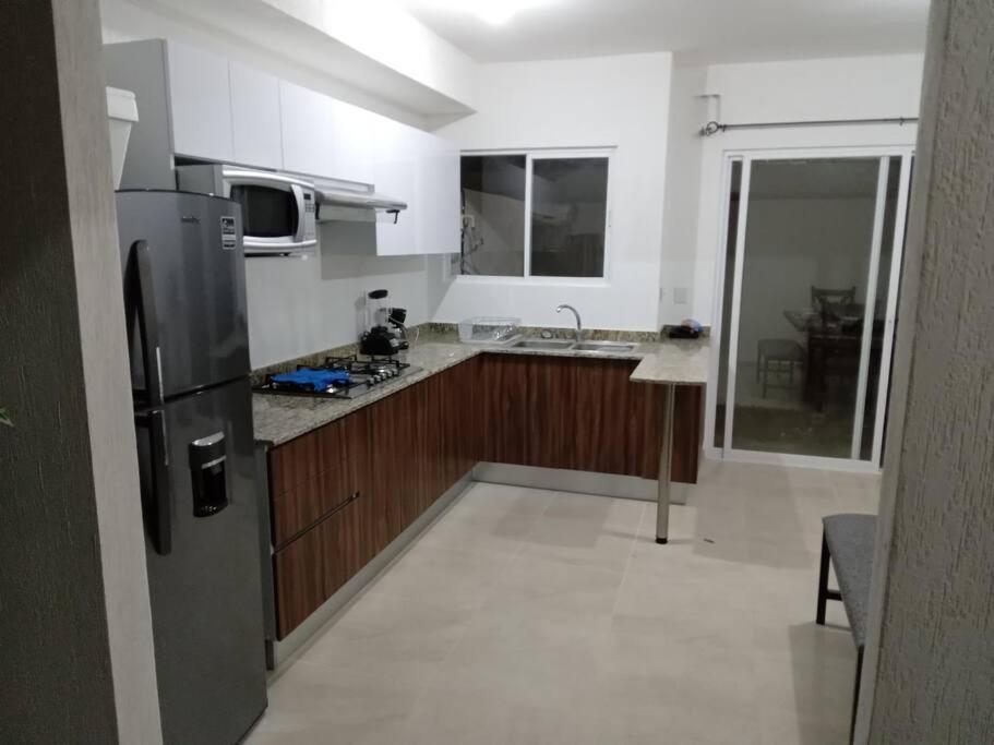 Casa Guerra En Maderos Residencial -Ideal Para Familias Cancún Eksteriør billede