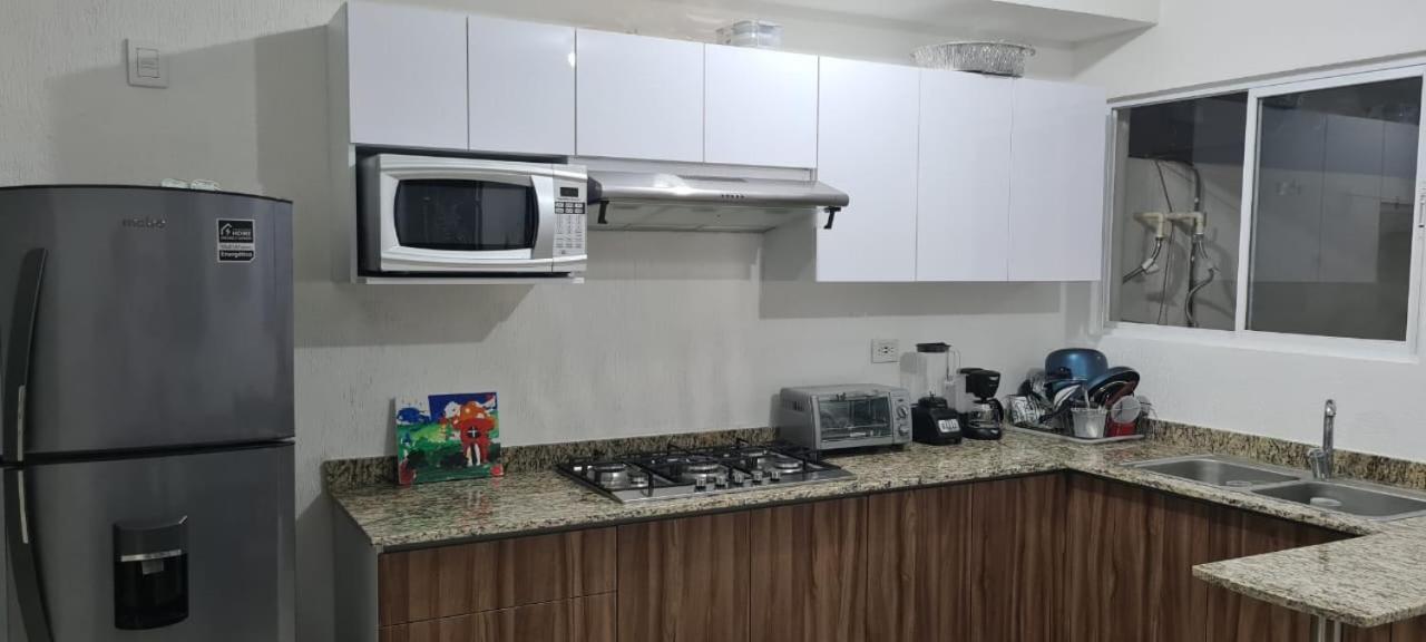 Casa Guerra En Maderos Residencial -Ideal Para Familias Cancún Eksteriør billede